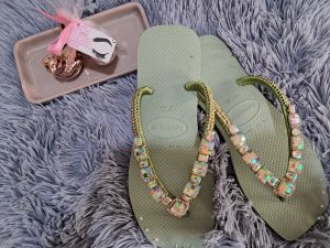 Havaianas slim square verde militar